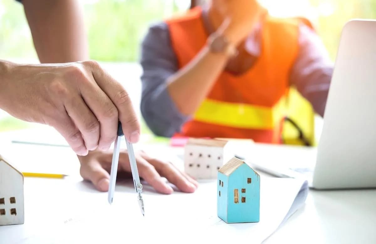 Ile kosztuje budowa domu 130m2? Poznaj ukryte koszty i standardy wykończenia