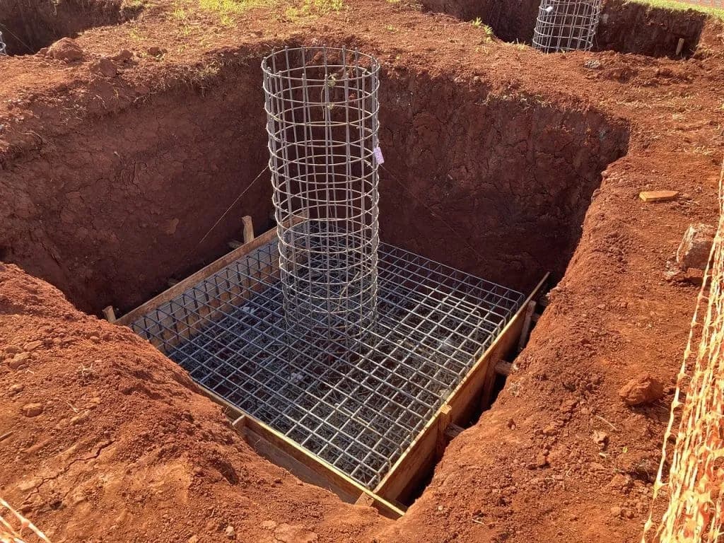 Ile kosztuje fundament pod dom? Sprawdź, jak uniknąć wysokich kosztów budowy