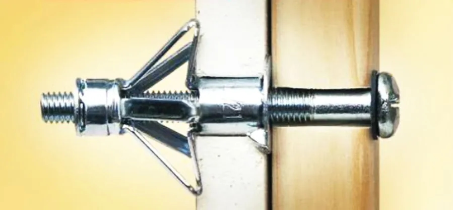 Jakie wiertło wybrać do kołka 10 mm, aby uniknąć błędów?