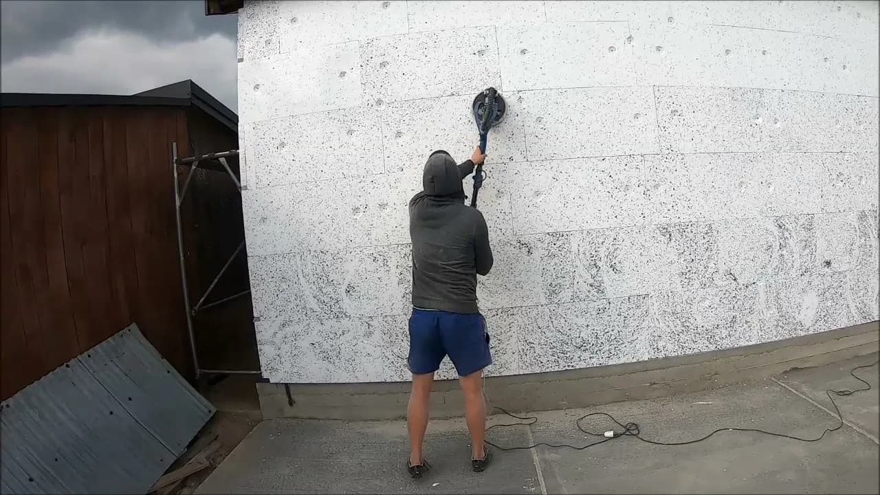 Czym szlifować styropian, aby uzyskać idealnie gładką powierzchnię