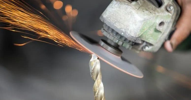 Czy można ostrzyć wiertła stopniowe? Odkryj skuteczne metody ostrzenia